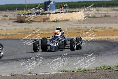 media/Jun-04-2022-CalClub SCCA (Sat) [[1984f7cb40]]/Group 3/Qualifying (Sweeper)/
